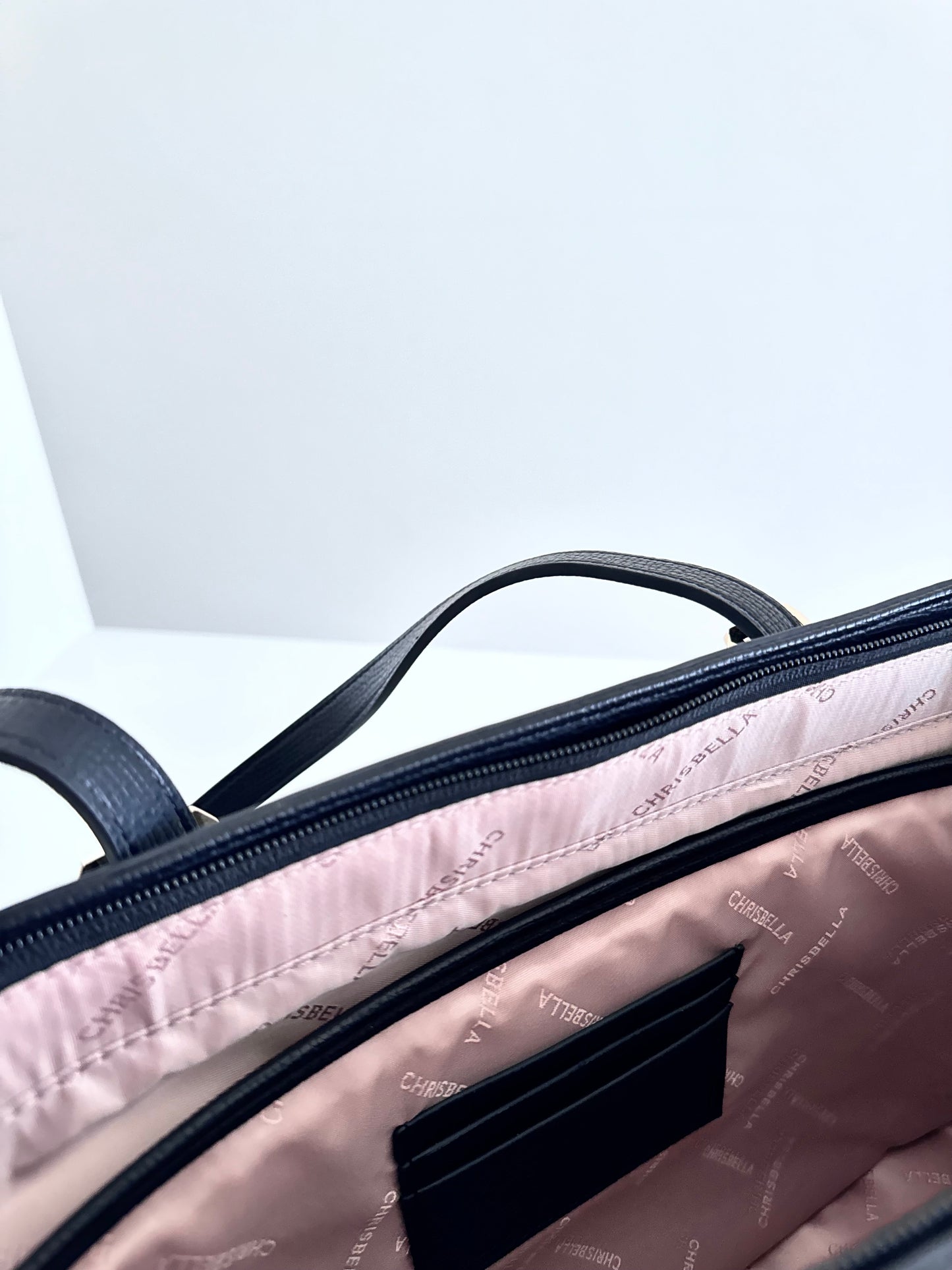 كريس بيلا ايلينا لارج توت