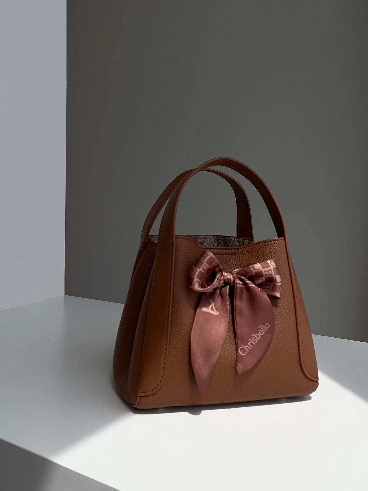 Chrisbella anilia tote